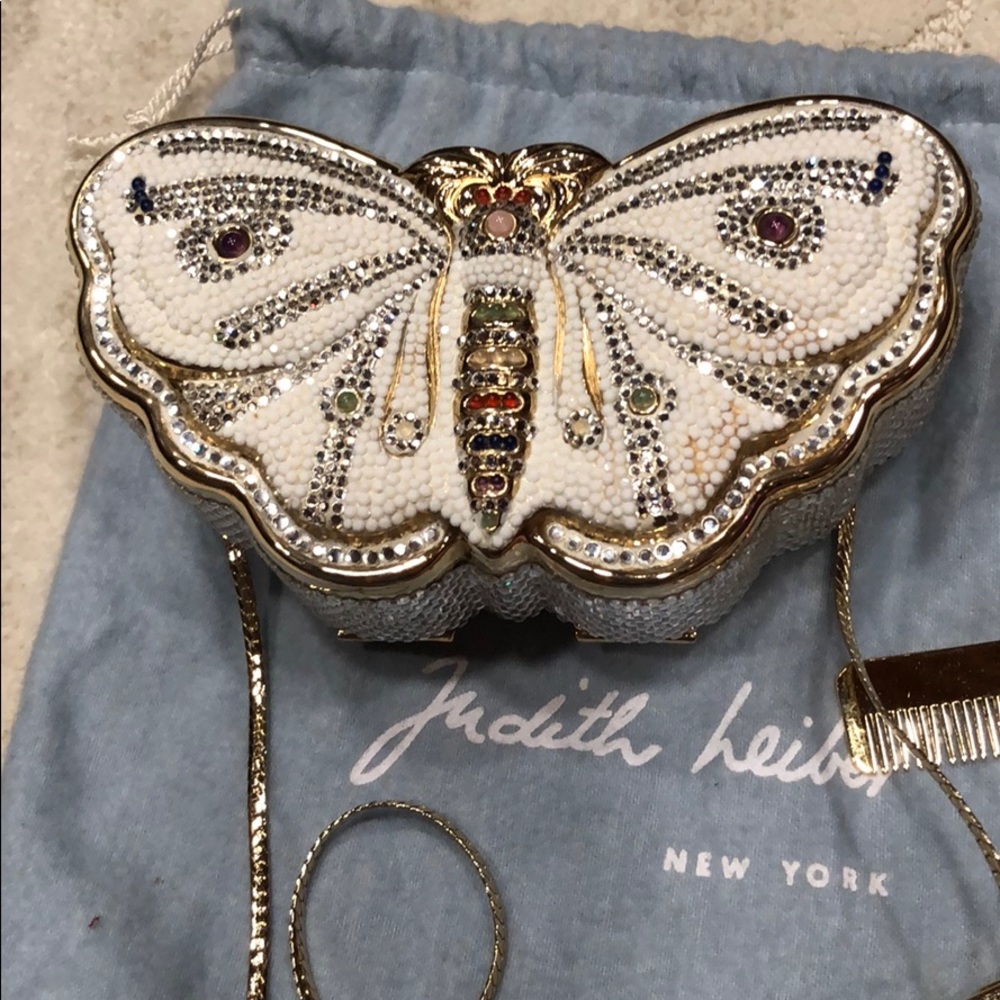 ❤️❤️Judith Leiber butterfly clutc…